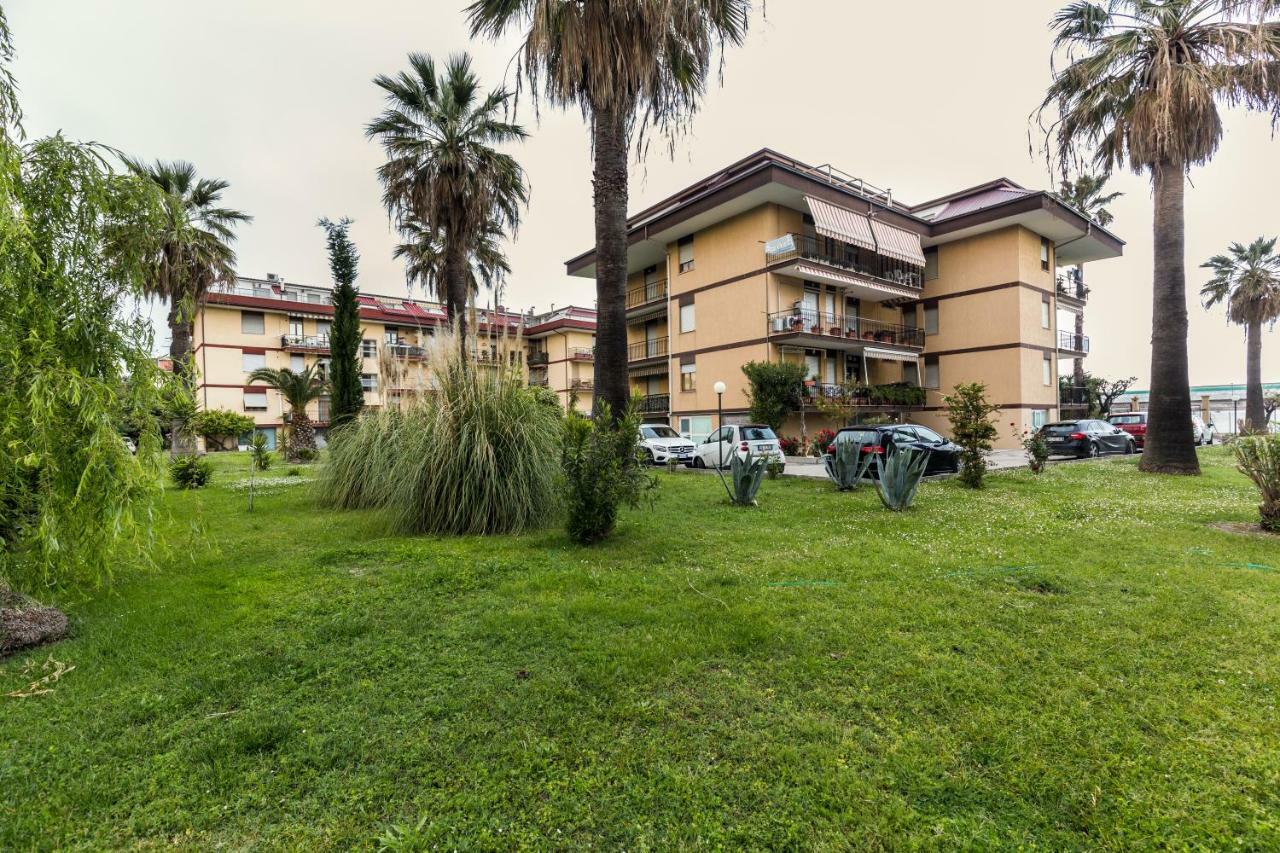 Casa Ballarin Apartment San Benedetto del Tronto Bagian luar foto